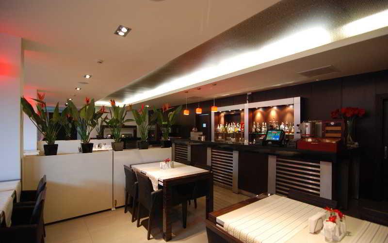 Hotel Cubix Brasov